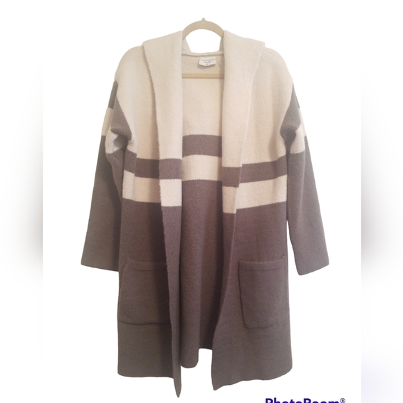 Dress Forum Long Sweater Cardigan with Hood - Picture 2 of 8